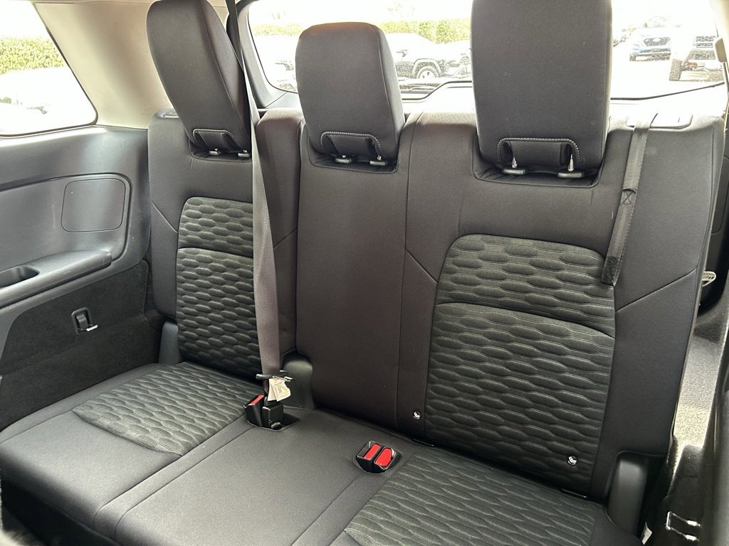 Used 2022 Nissan Pathfinder SV image 26