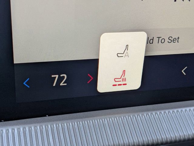 Used 2025 Ford Explorer Active image 22