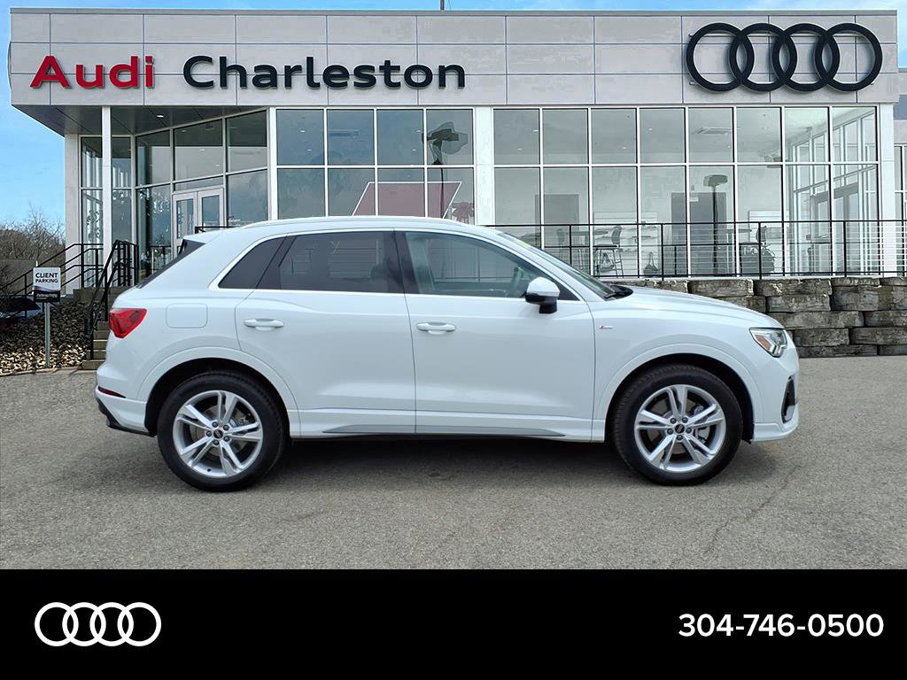 Certified 2024 Audi Q3 2.0T Premium Plus AWD/4WD image 2