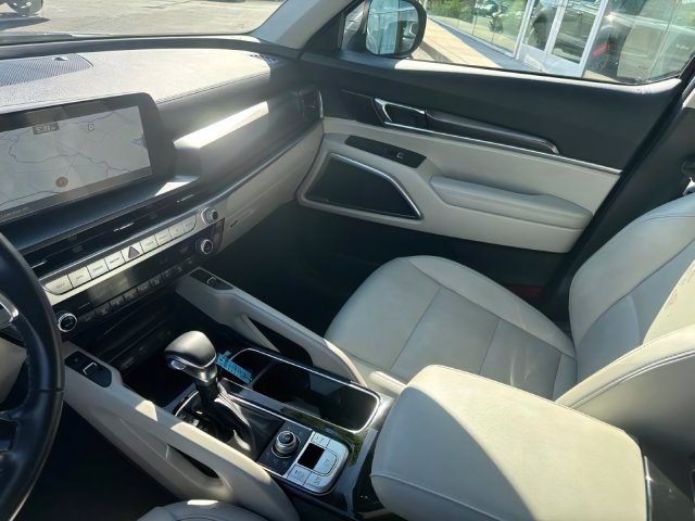 Certified 2023 Kia Telluride S w/ S Sunroof Package AWD/4WD image 27