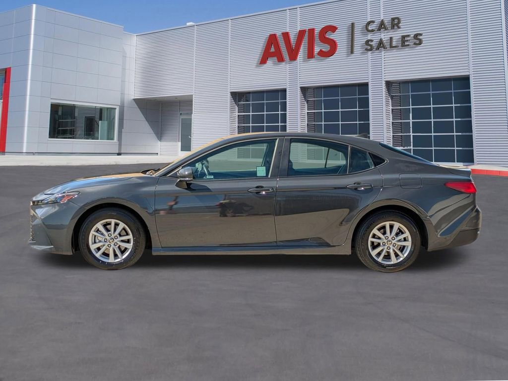 Used 2025 Toyota Camry LE FWD image 10