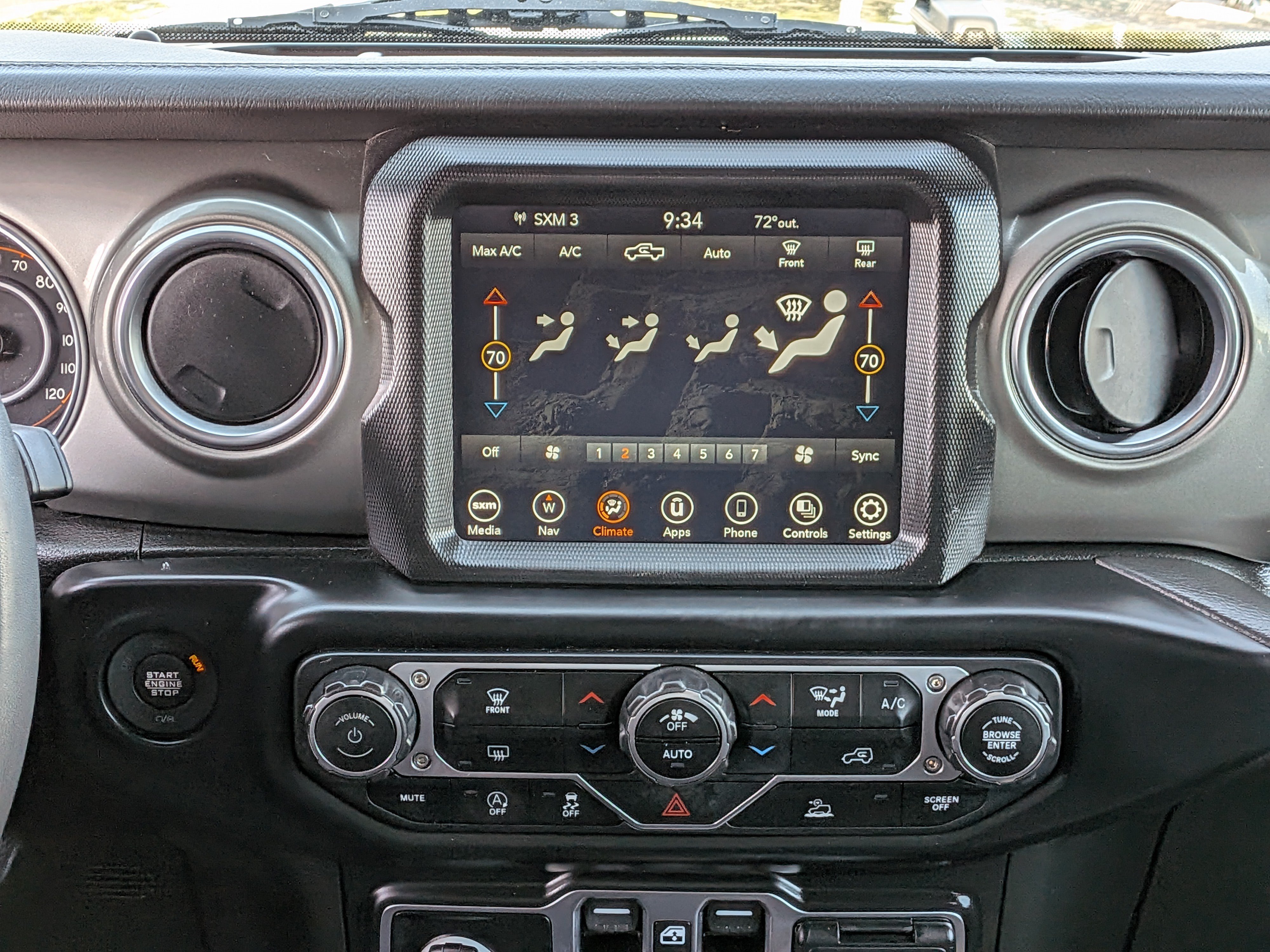 Used 2023 Jeep Gladiator Overland AWD/4WD image 29