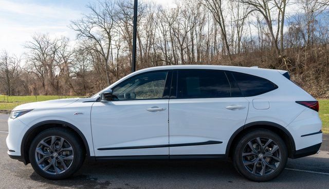 Used 2022 Acura MDX A-Spec image 9