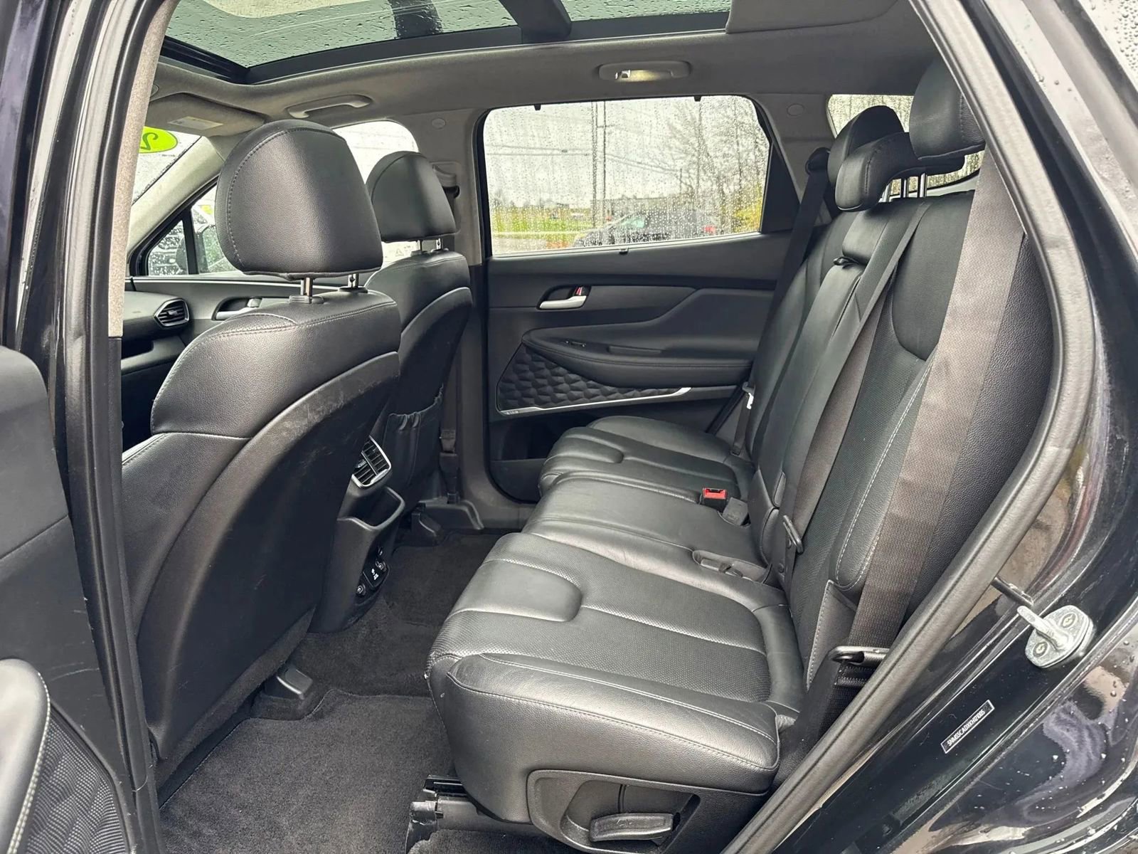 Used 2019 Hyundai Santa Fe AWD image 23