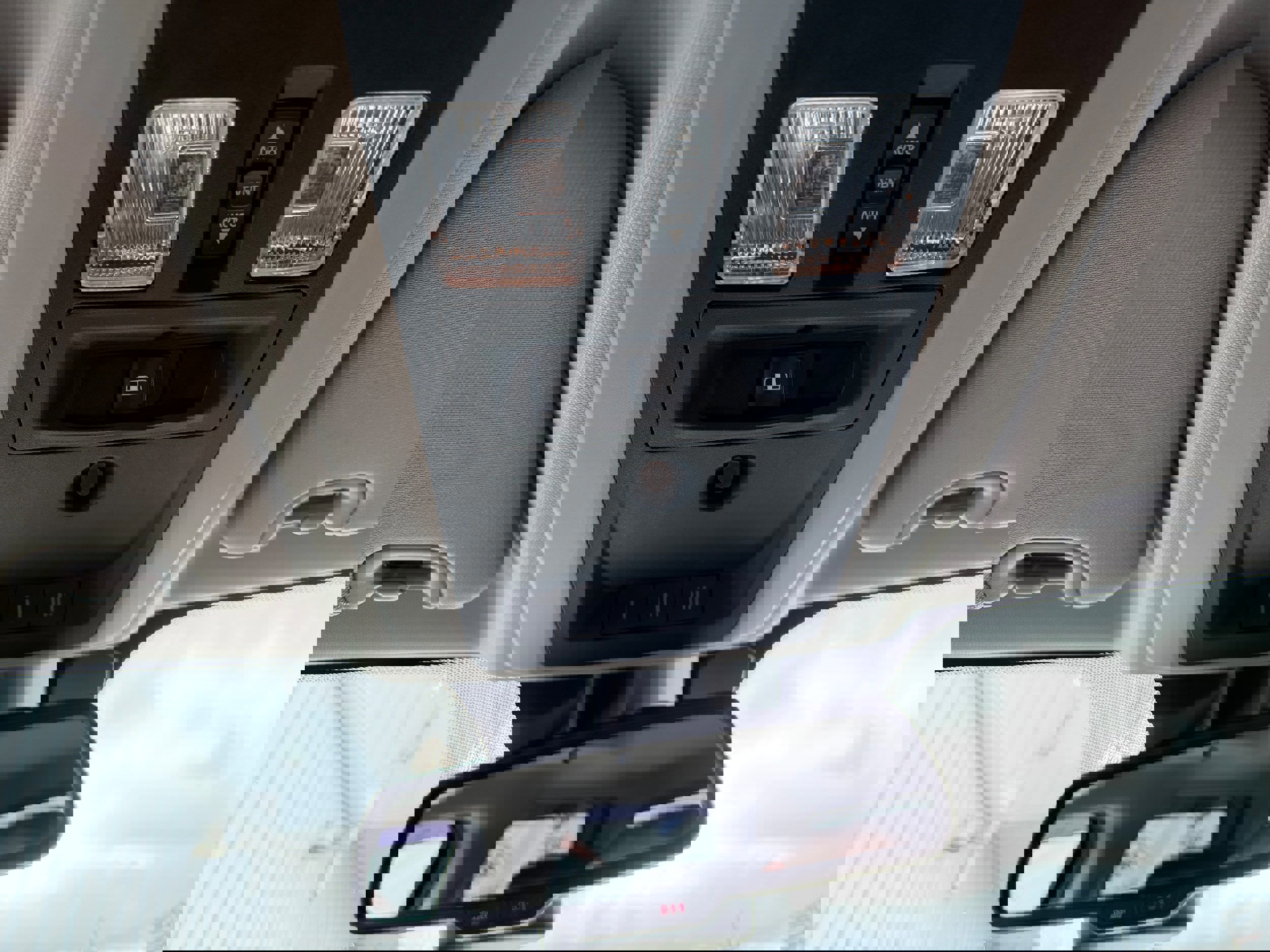 Used 2016 RAM 1500 Laramie w/ Convenience Group image 8