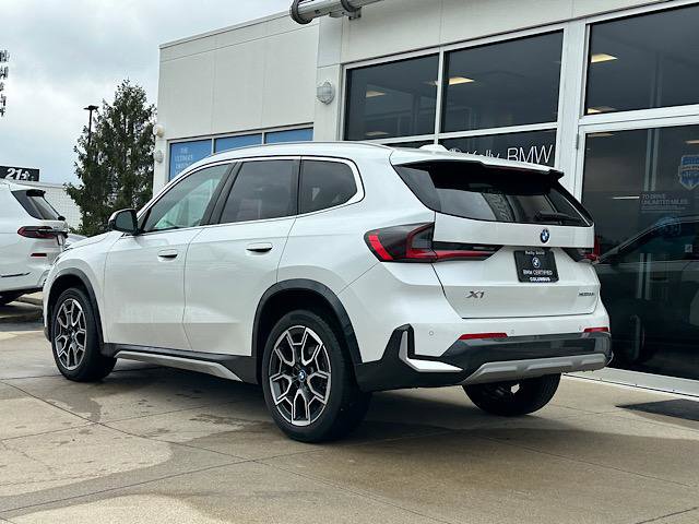 Certified 2025 BMW X1 xDrive28i w/ Premium Package image 8