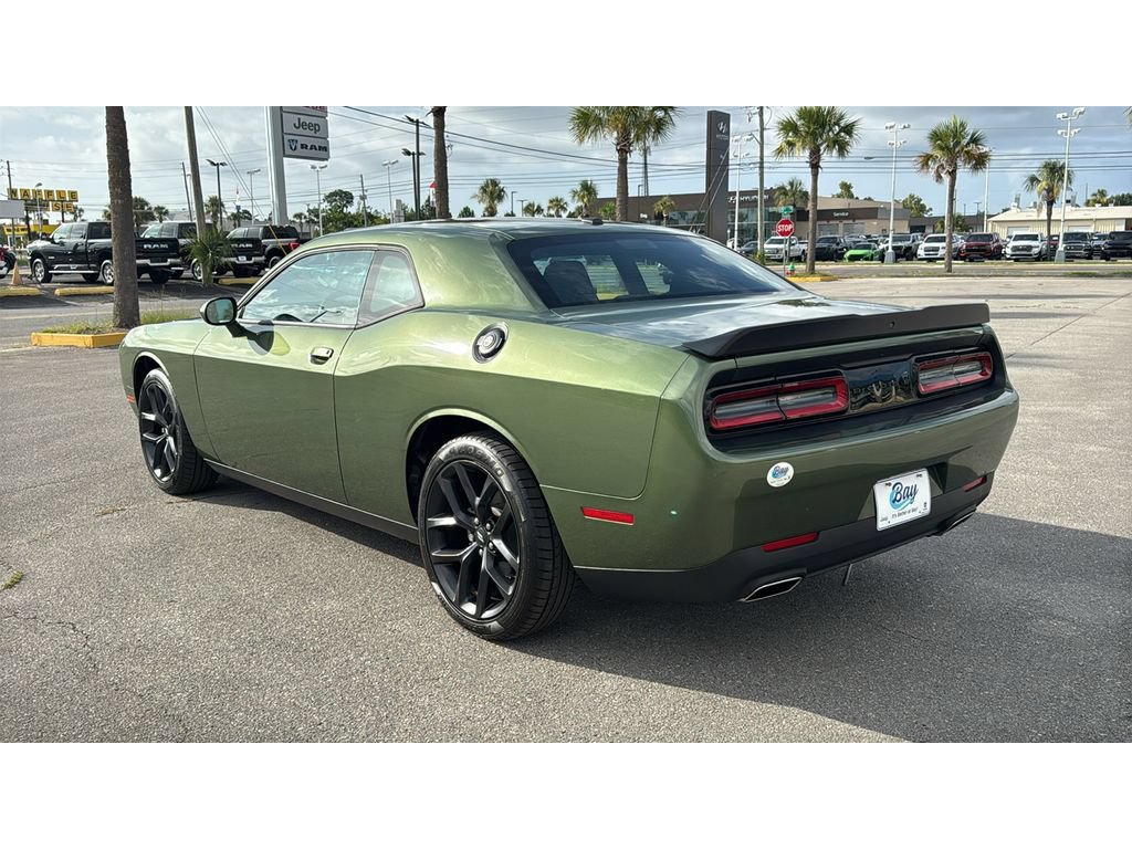 Used 2022 Dodge Challenger SXT w/ Blacktop Package RWD image 4
