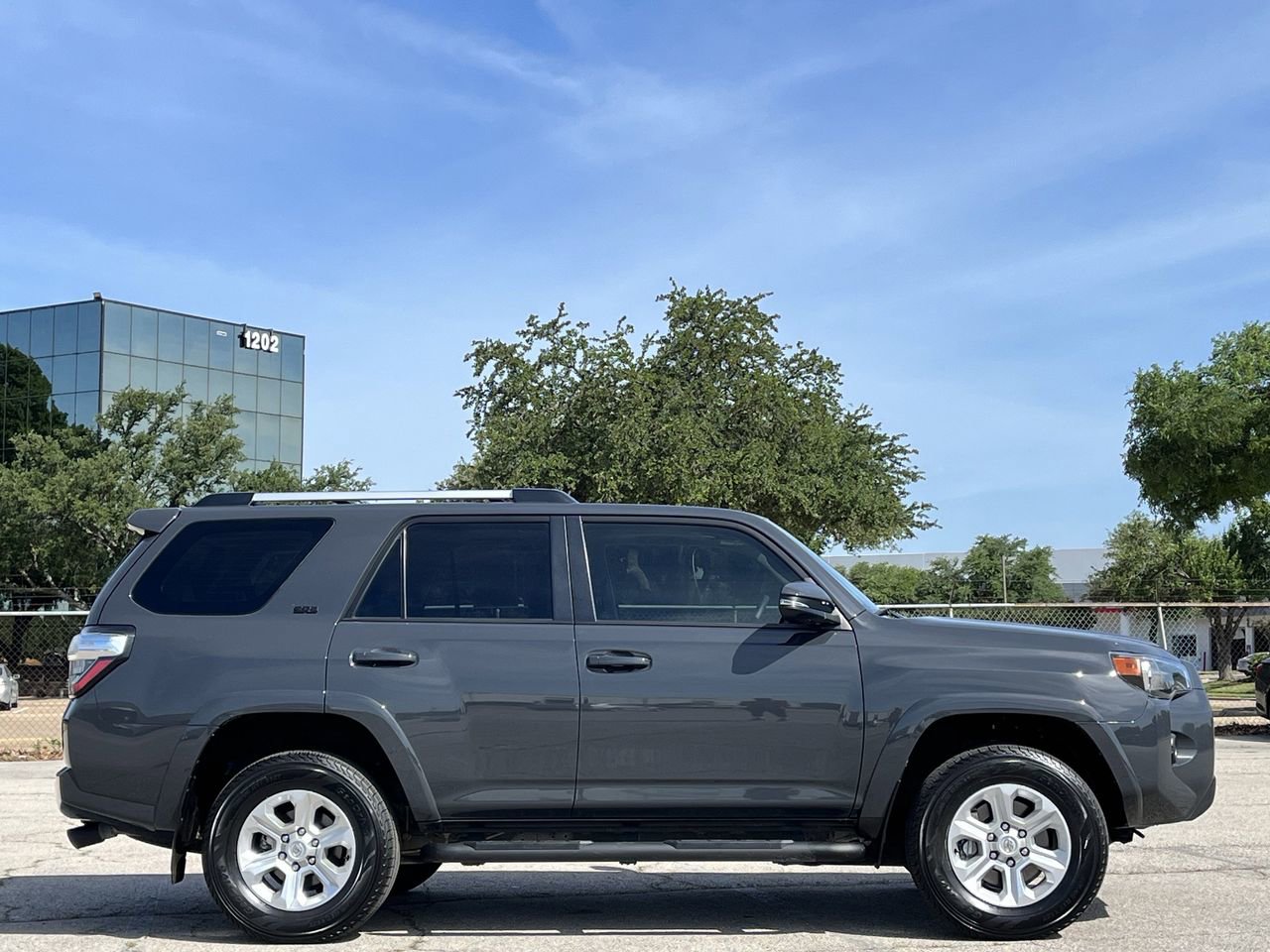 Used 2024 Toyota 4Runner SR5 Premium w/ Moonroof Package AWD/4WD image 3