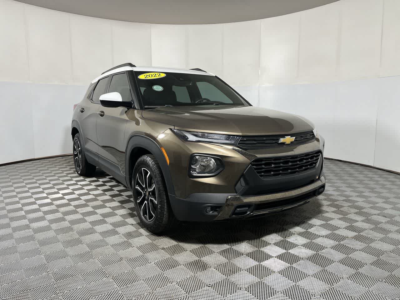 Used 2022 Chevrolet TrailBlazer ACTIV FWD image 2