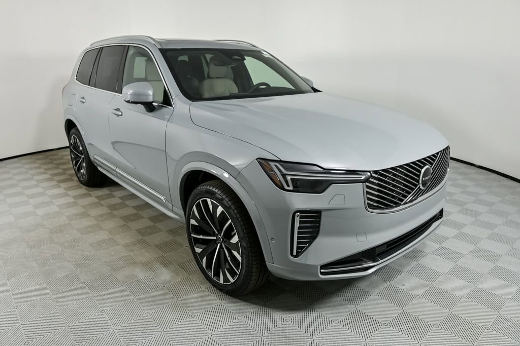 Used 2026 Volvo XC90 B6 Plus w/ Protection Package Premier AWD/4WD image 28