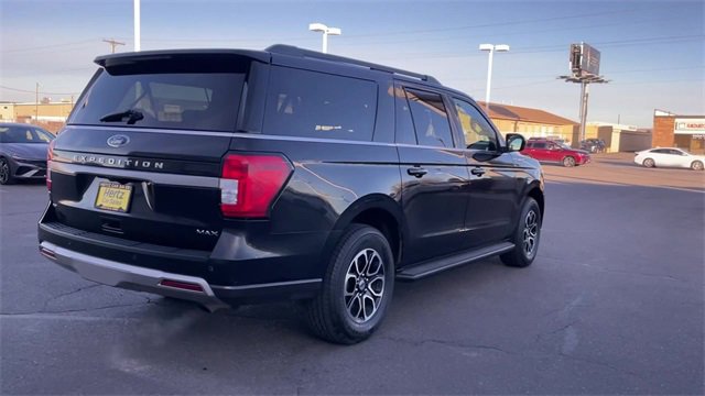 Used 2023 Ford Expedition Max XLT image 9