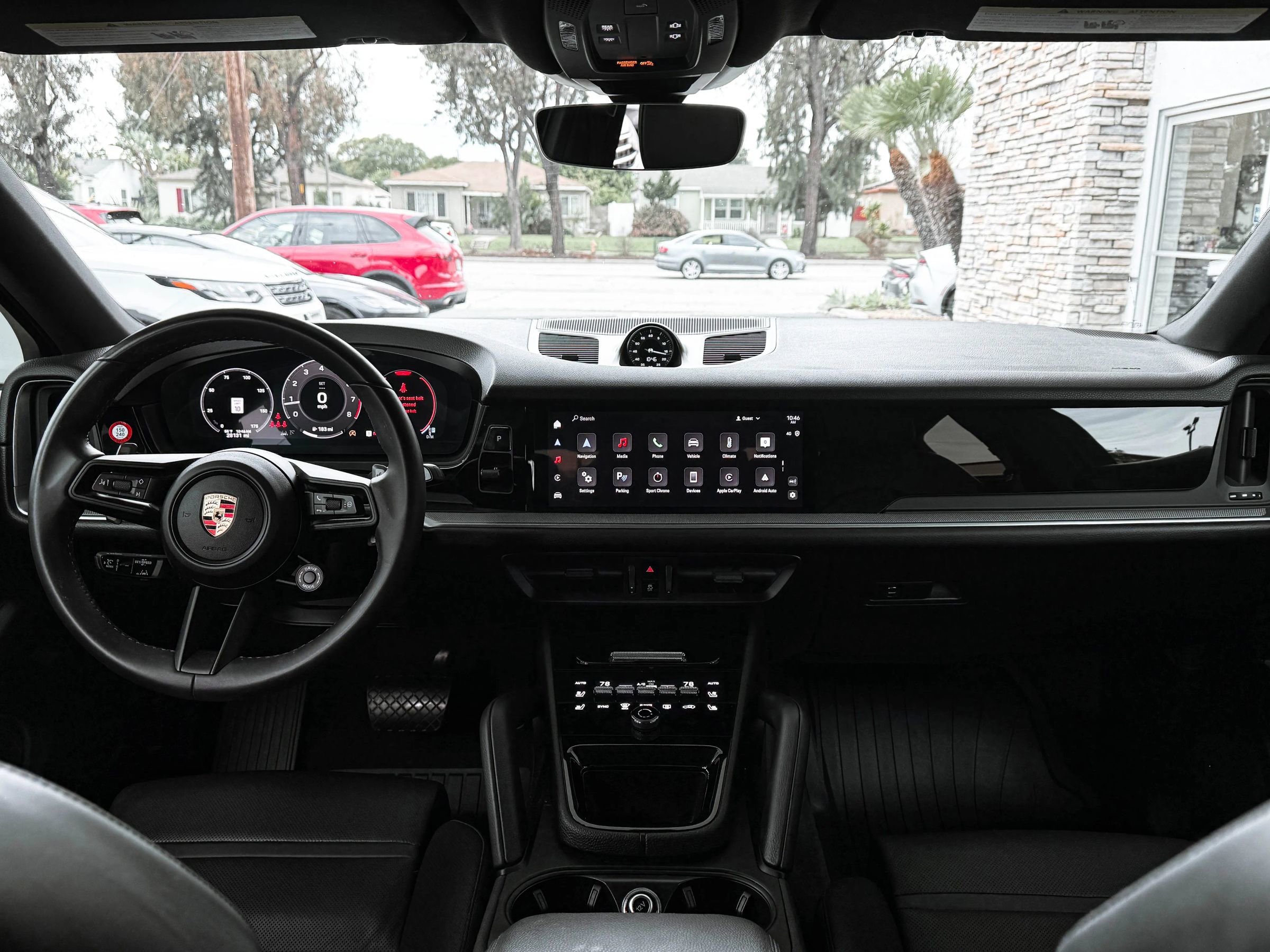 Used 2024 Porsche Cayenne Coupe image 27
