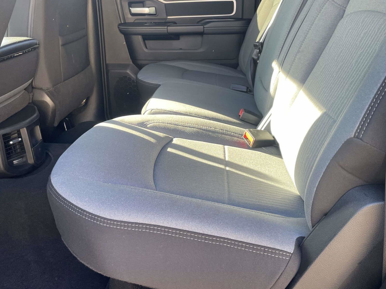 Used 2024 RAM 2500 Big Horn w/ Bed Utility Group image 16