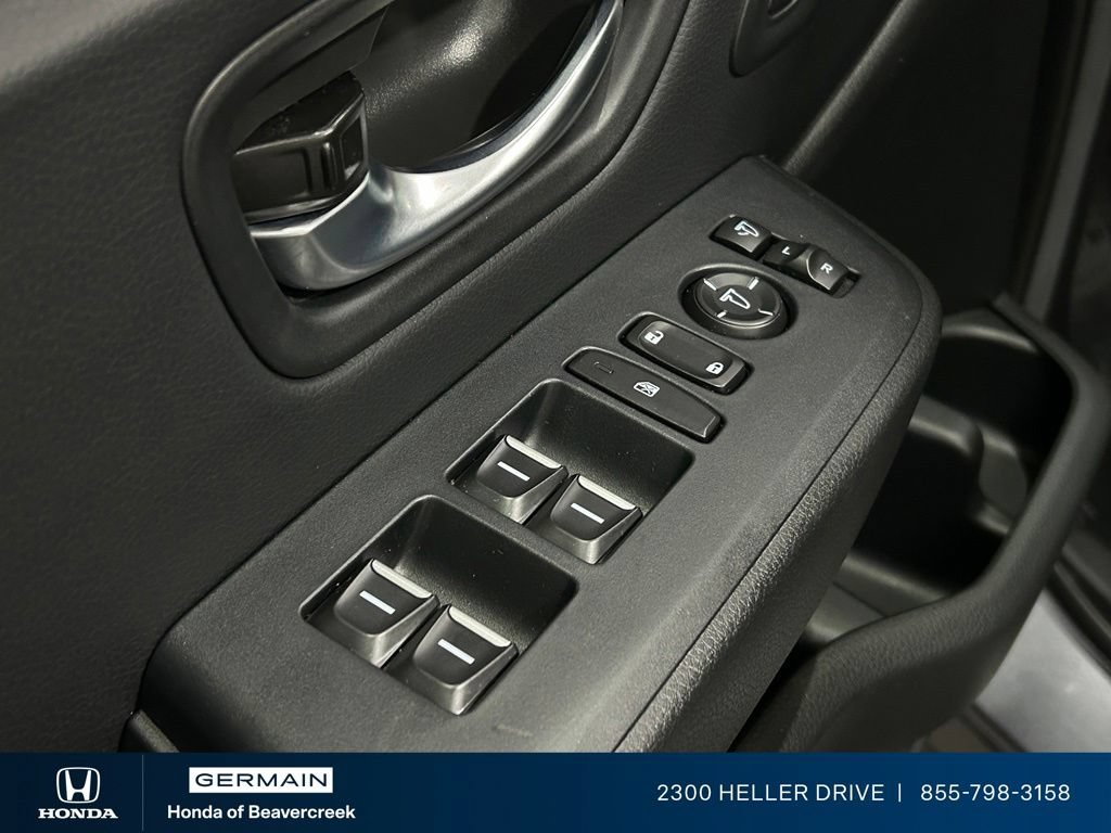 Used 2025 Honda Pilot Elite image 18