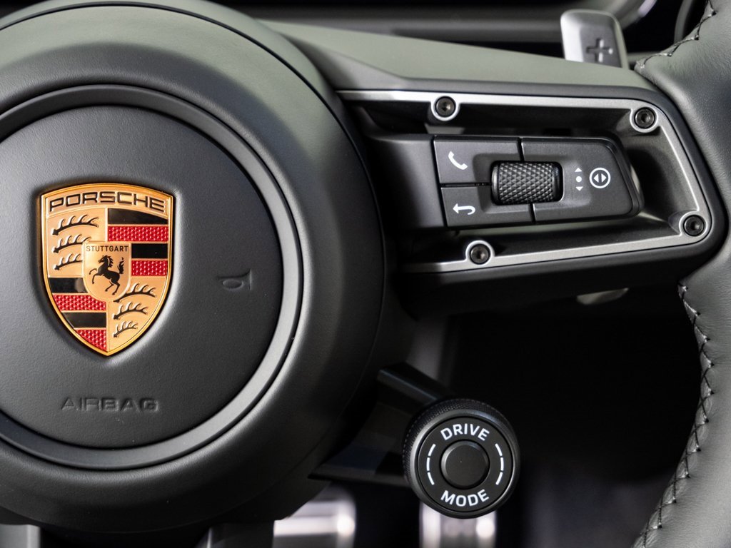 New 2026 Porsche Cayenne S image 11