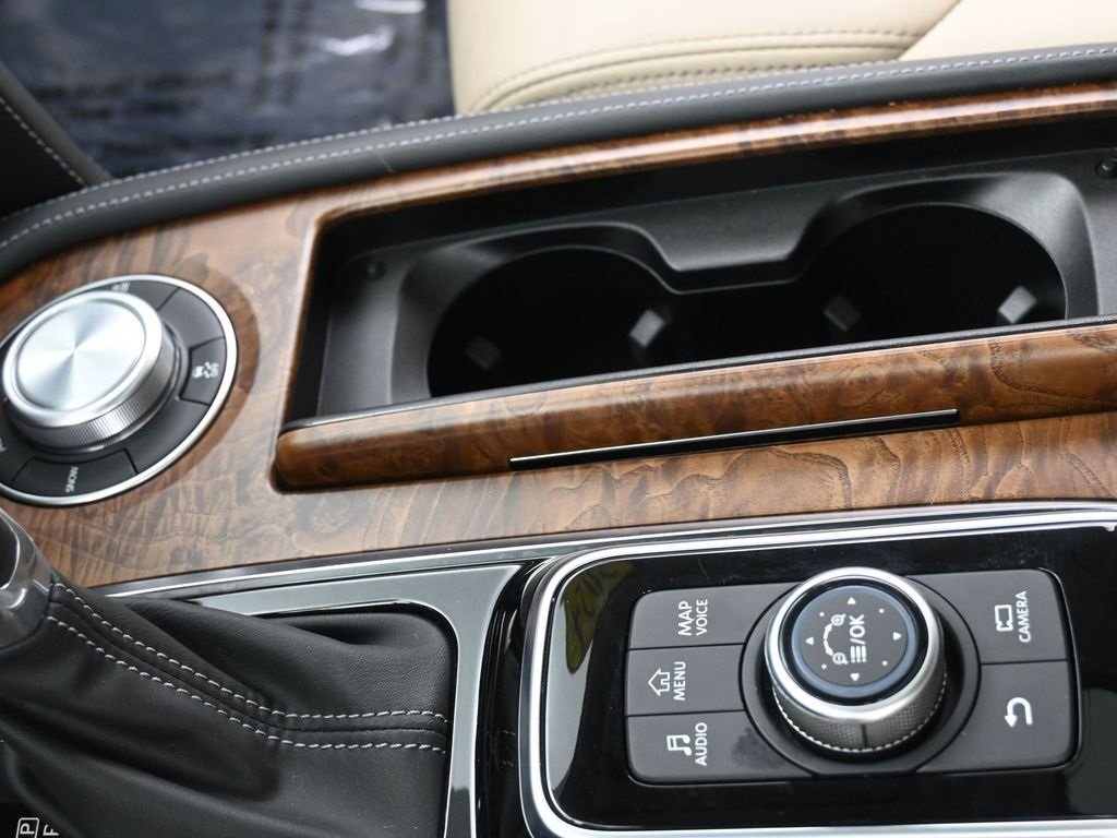 Used 2024 Nissan Armada SL w/ Cargo Package image 24