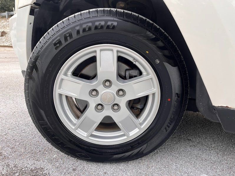 Used 2007 Jeep Grand Cherokee Laredo image 46