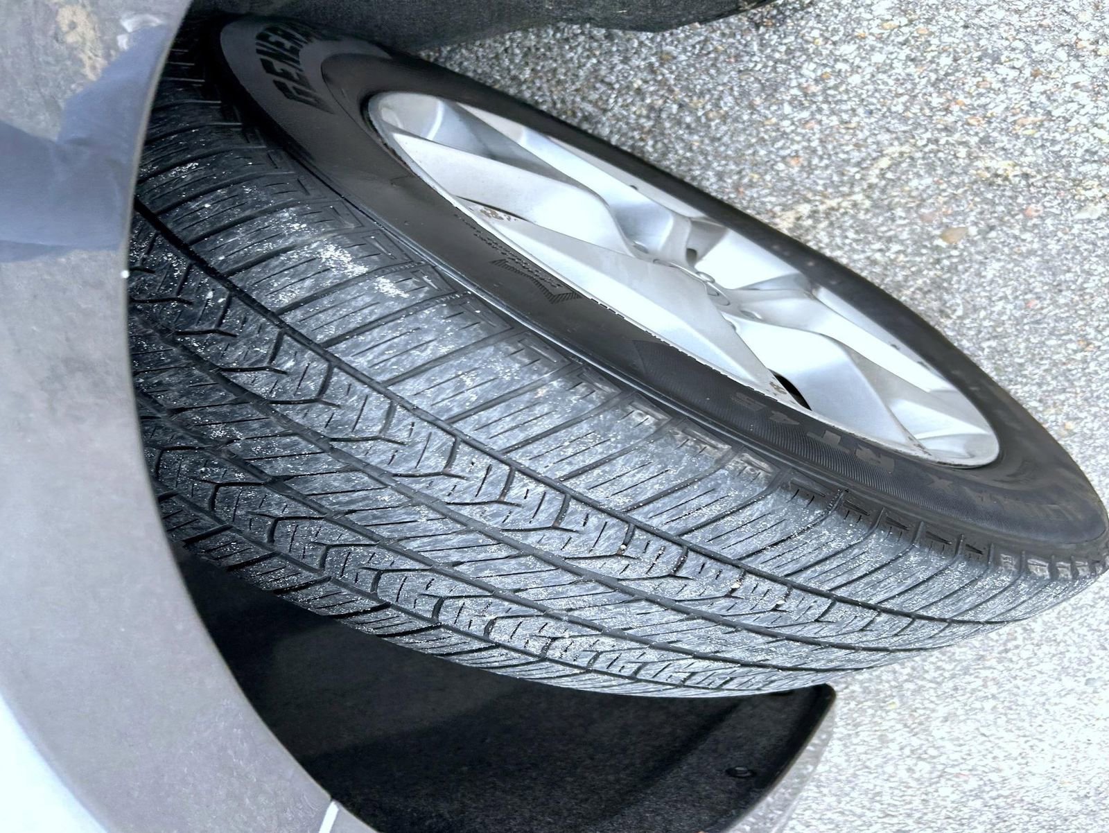 Used 2019 Chrysler Pacifica Touring Plus w/ Tire & Wheel Group FWD image 24