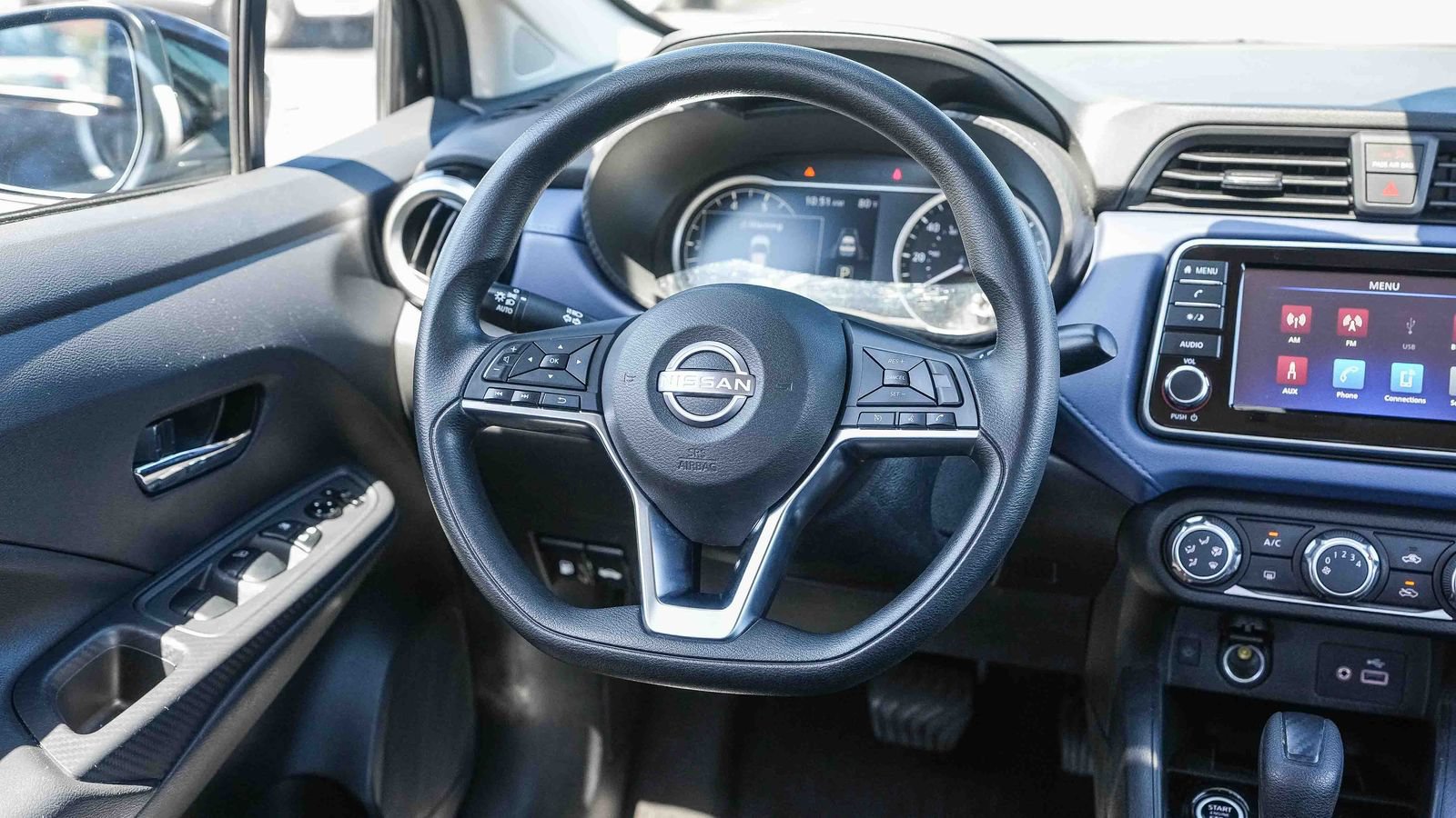 Used 2024 Nissan Versa SV FWD image 15