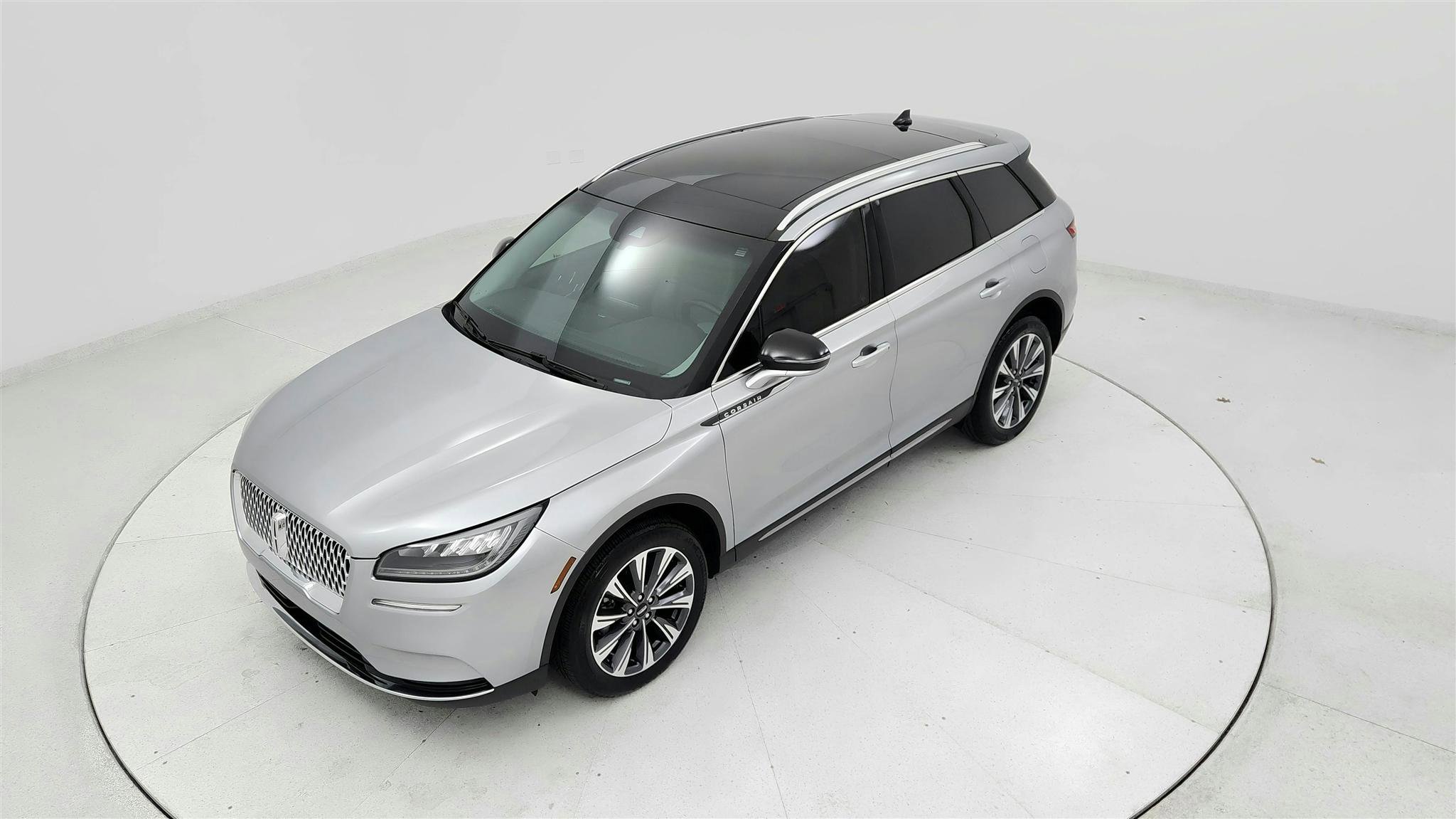 Used 2021 Lincoln Corsair Reserve FWD image 13