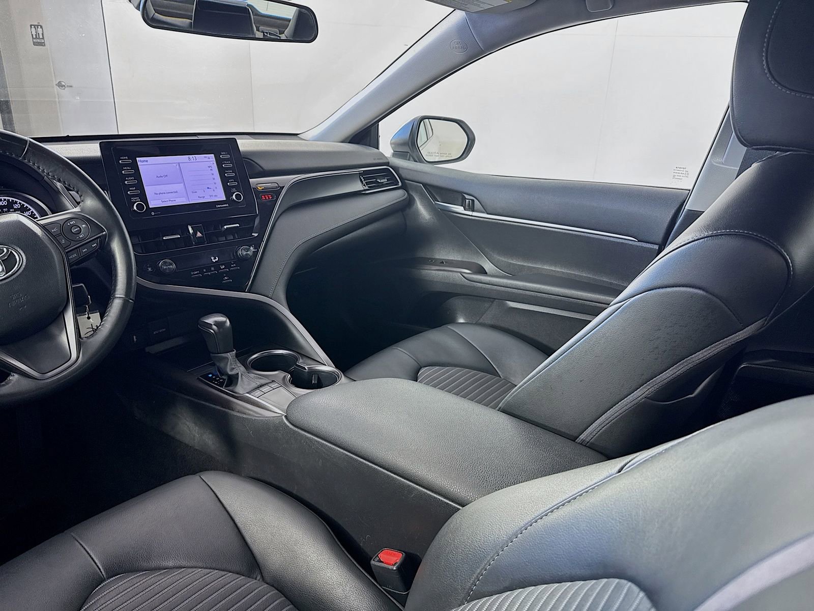 Used 2024 Toyota Camry SE FWD image 18