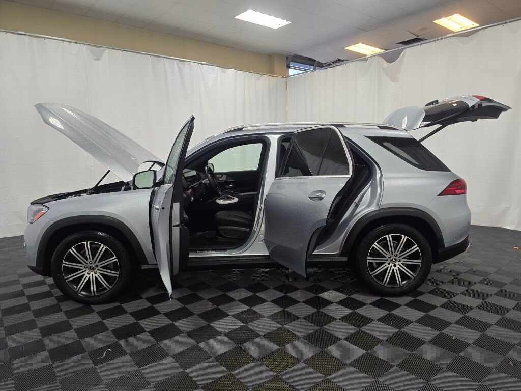 Used 2025 Mercedes-Benz GLE 350 4MATIC image 12