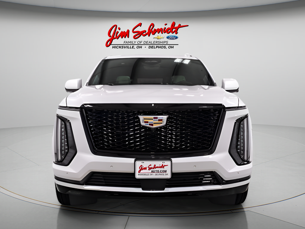 Used 2025 Cadillac Escalade ESV Sport Platinum AWD/4WD image 2