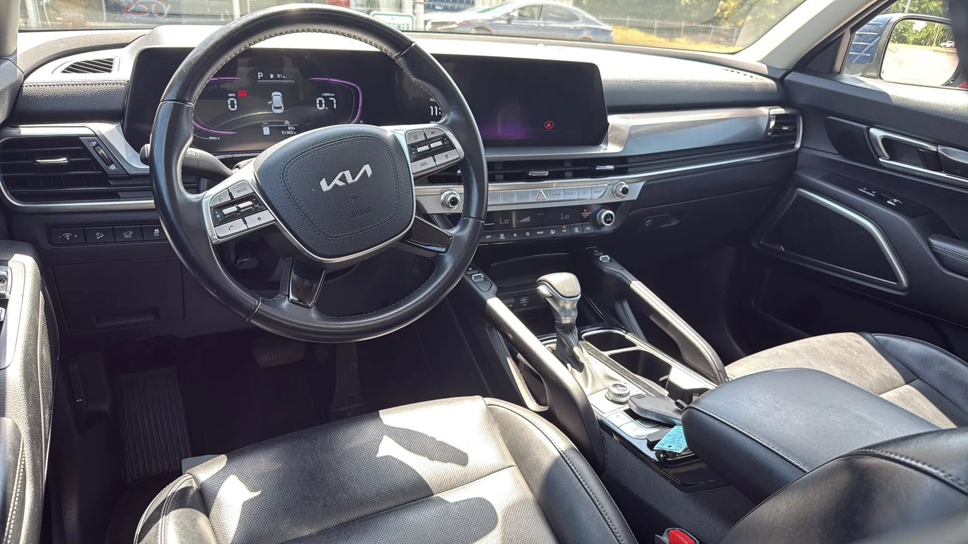 Used 2025 Kia Telluride S AWD/4WD image 18