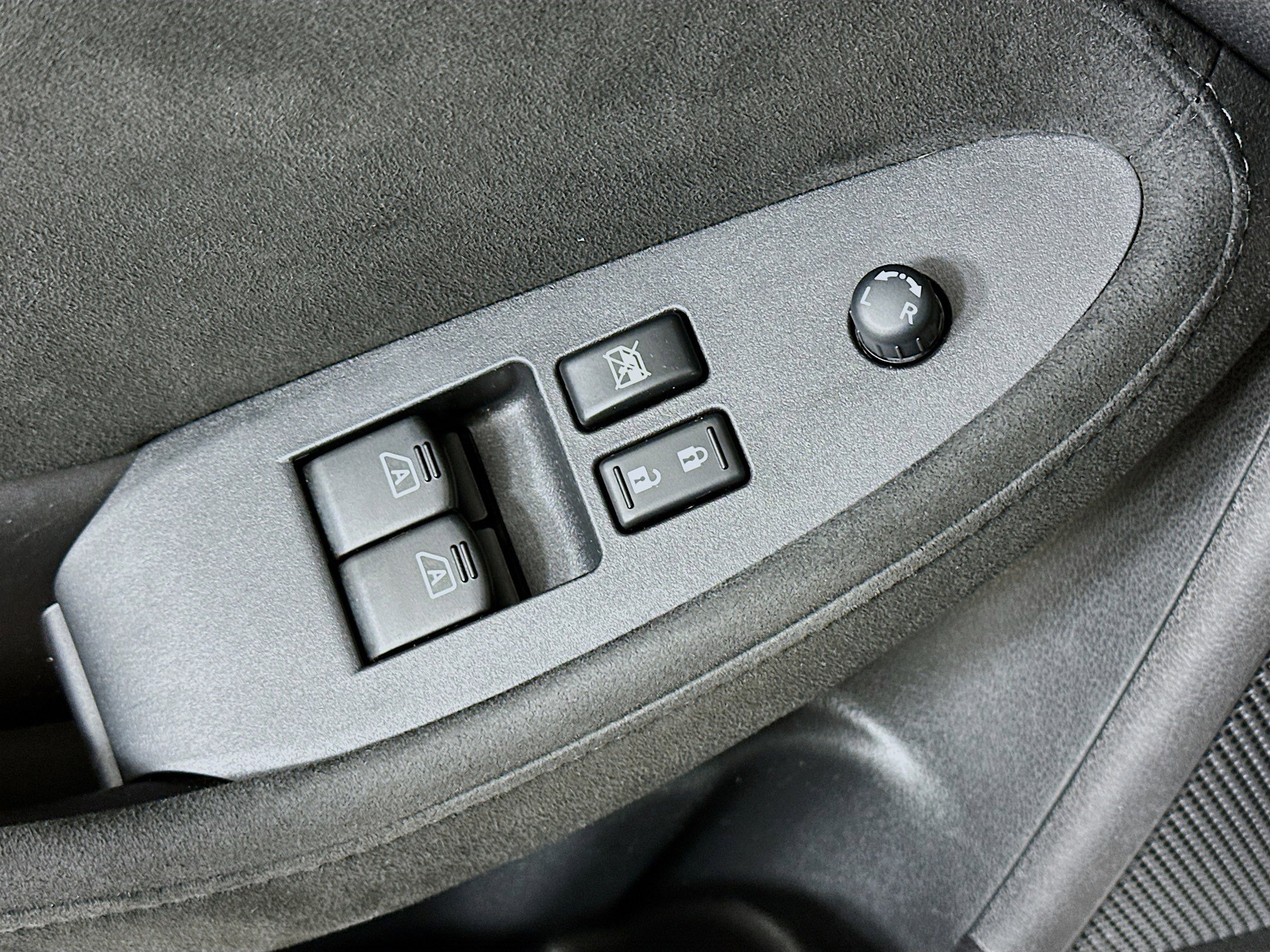 Used 2018 Nissan 370Z Touring Sport image 15