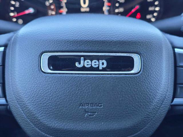 Used 2024 Jeep Compass Latitude AWD/4WD image 23