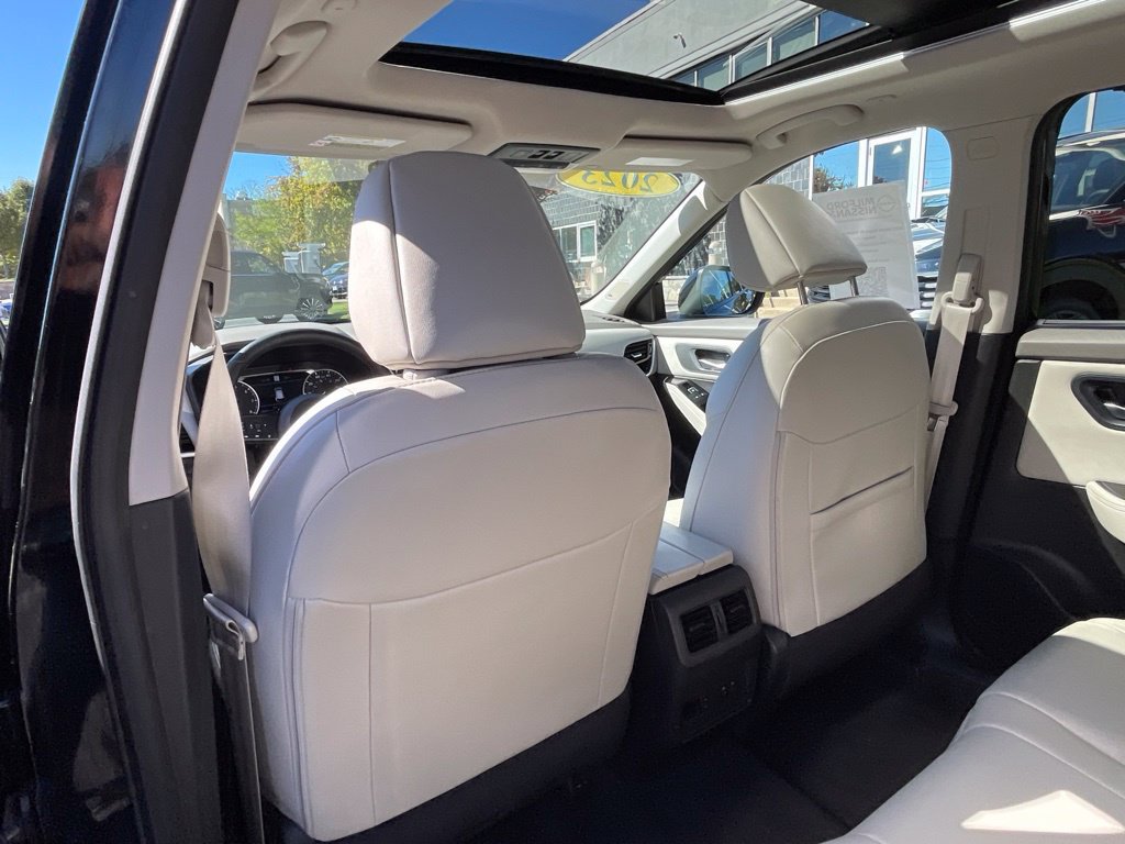 Certified 2023 Nissan Rogue SL w/ SL Premium Package AWD/4WD image 20