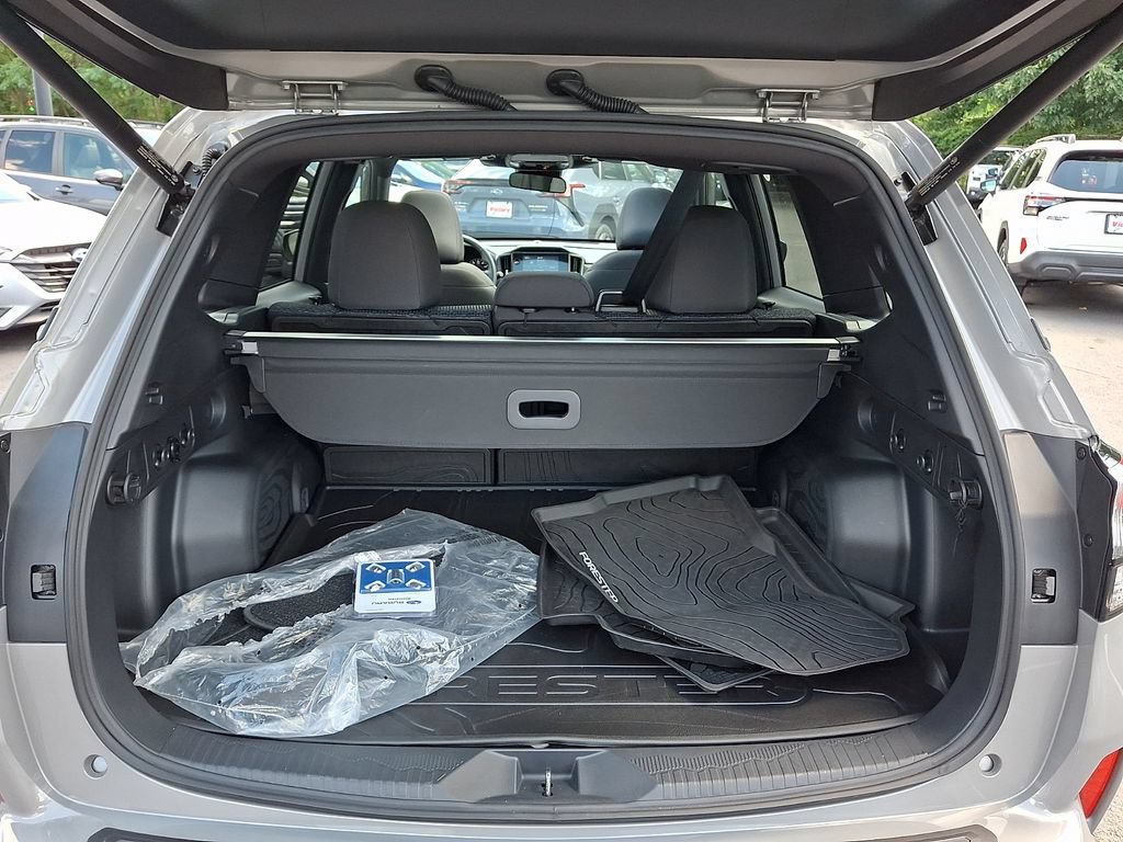 Used 2025 Subaru Forester Premium AWD/4WD image 28