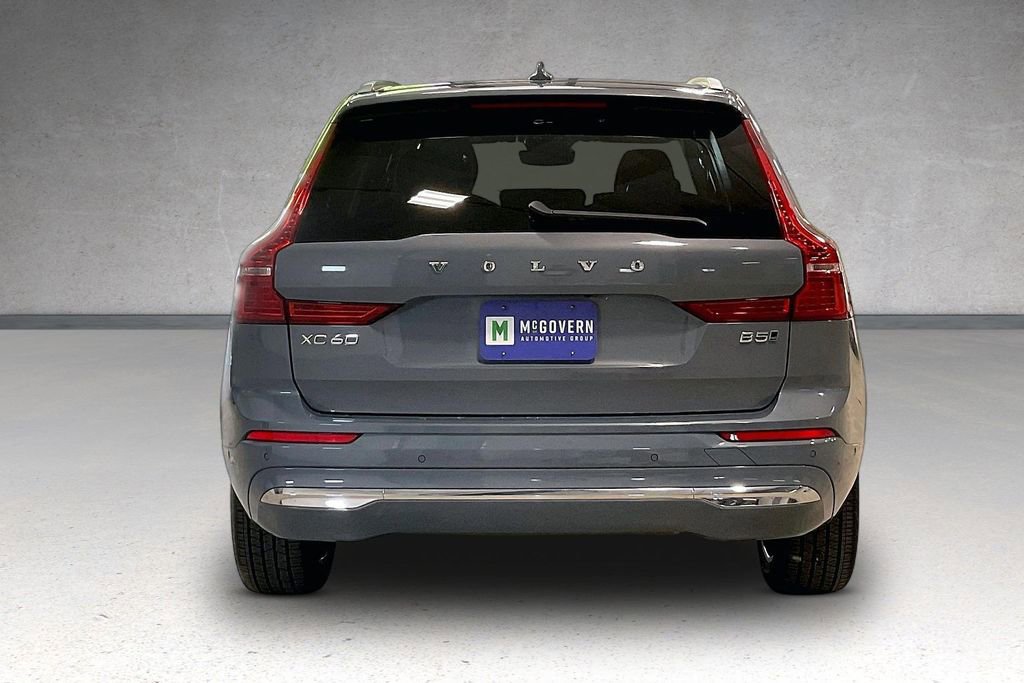 Used 2023 Volvo XC60 B5 Plus w/ Climate Package AWD/4WD image 5