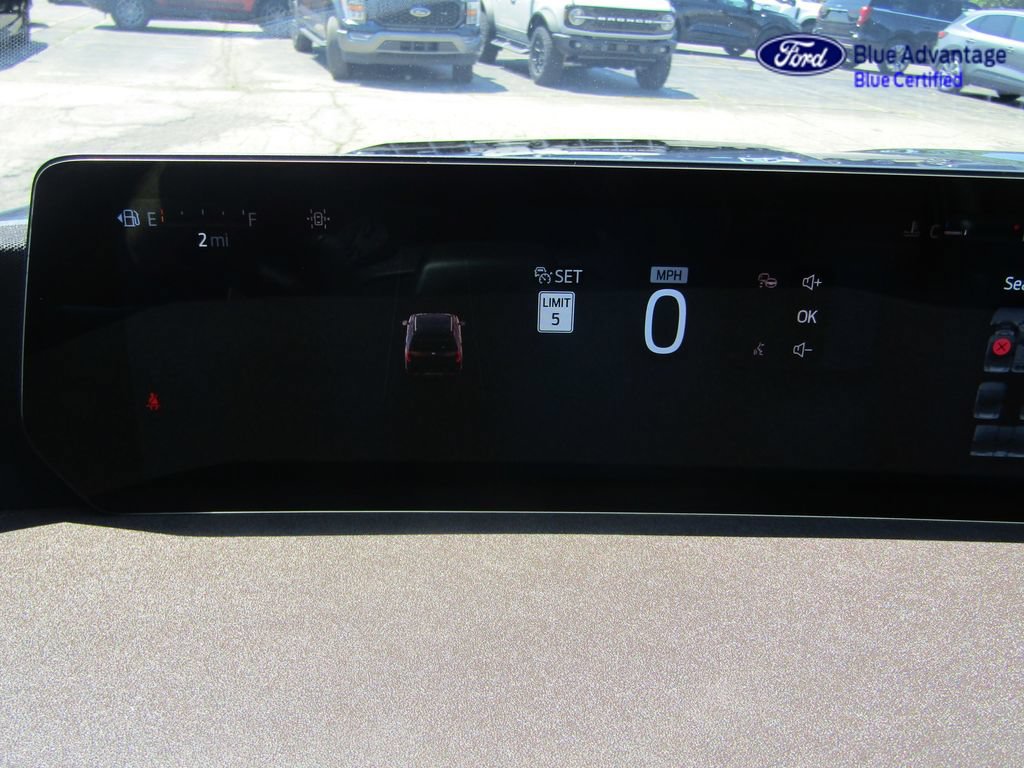Certified 2025 Ford Expedition King Ranch AWD/4WD image 39