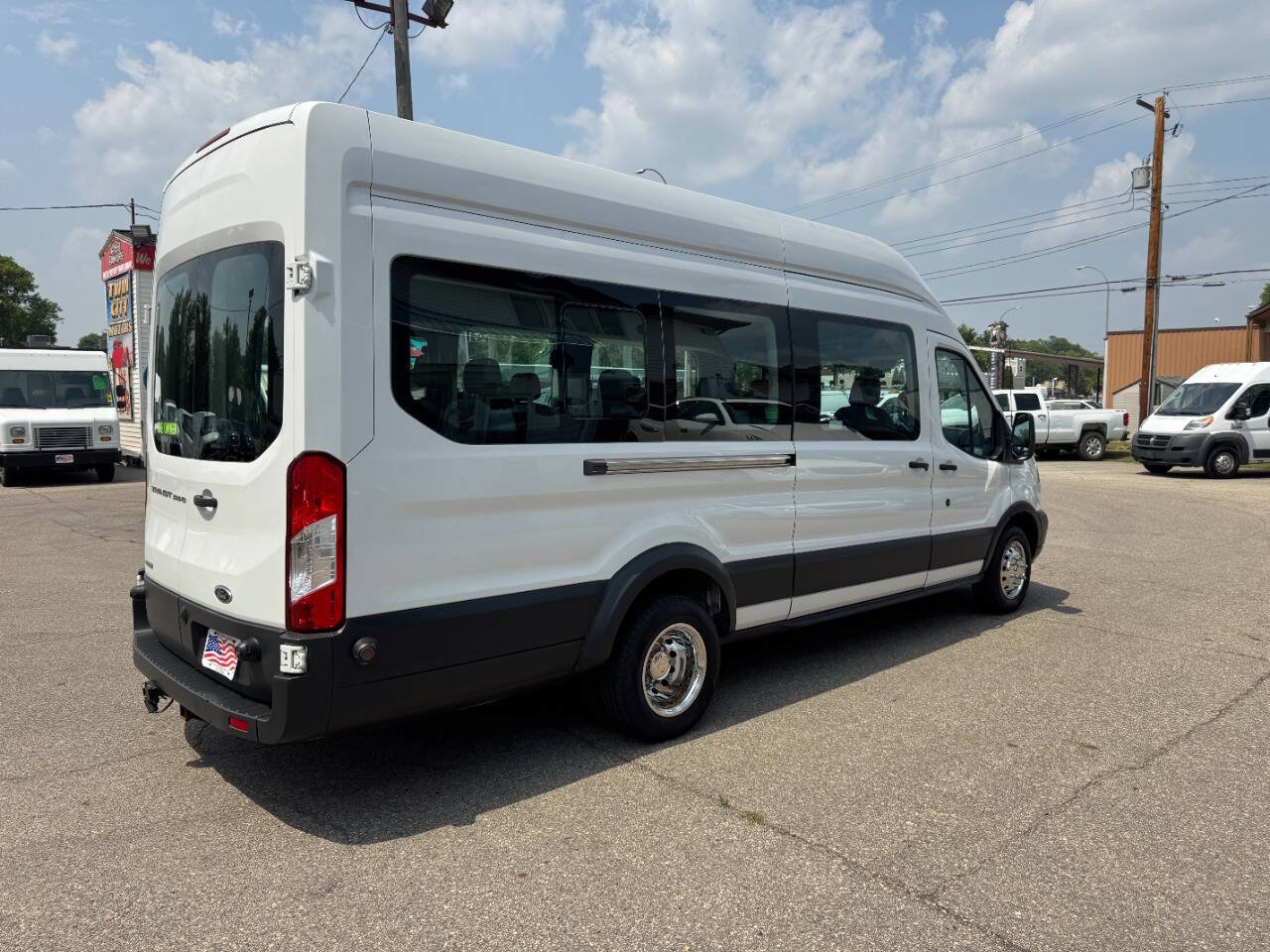 Used 2017 Ford Transit 350 XL RWD image 6