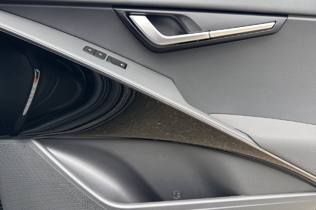 New 2026 Kia Niro Wind FWD image 21