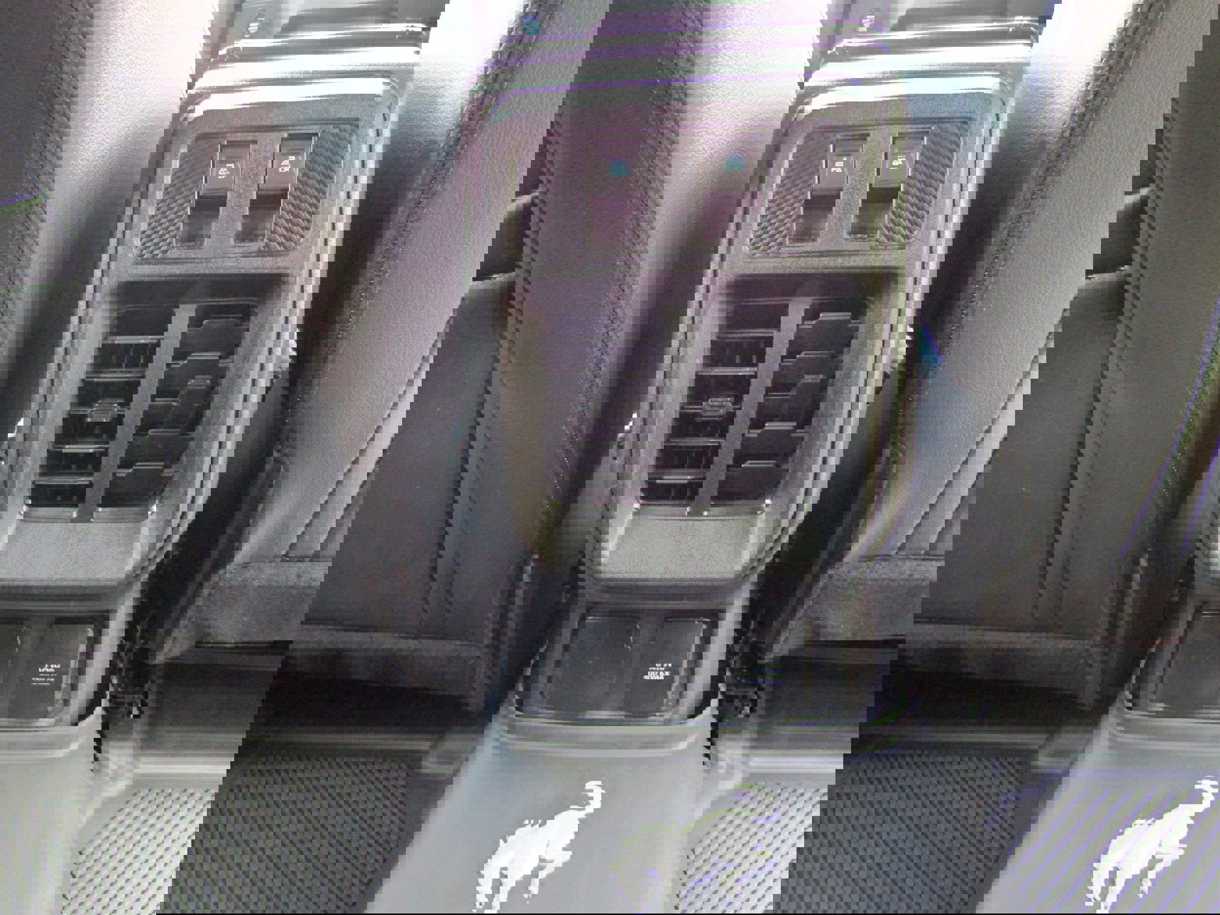 Used 2025 Ford Bronco Outer Banks w/ Sasquatch Package AWD/4WD image 35