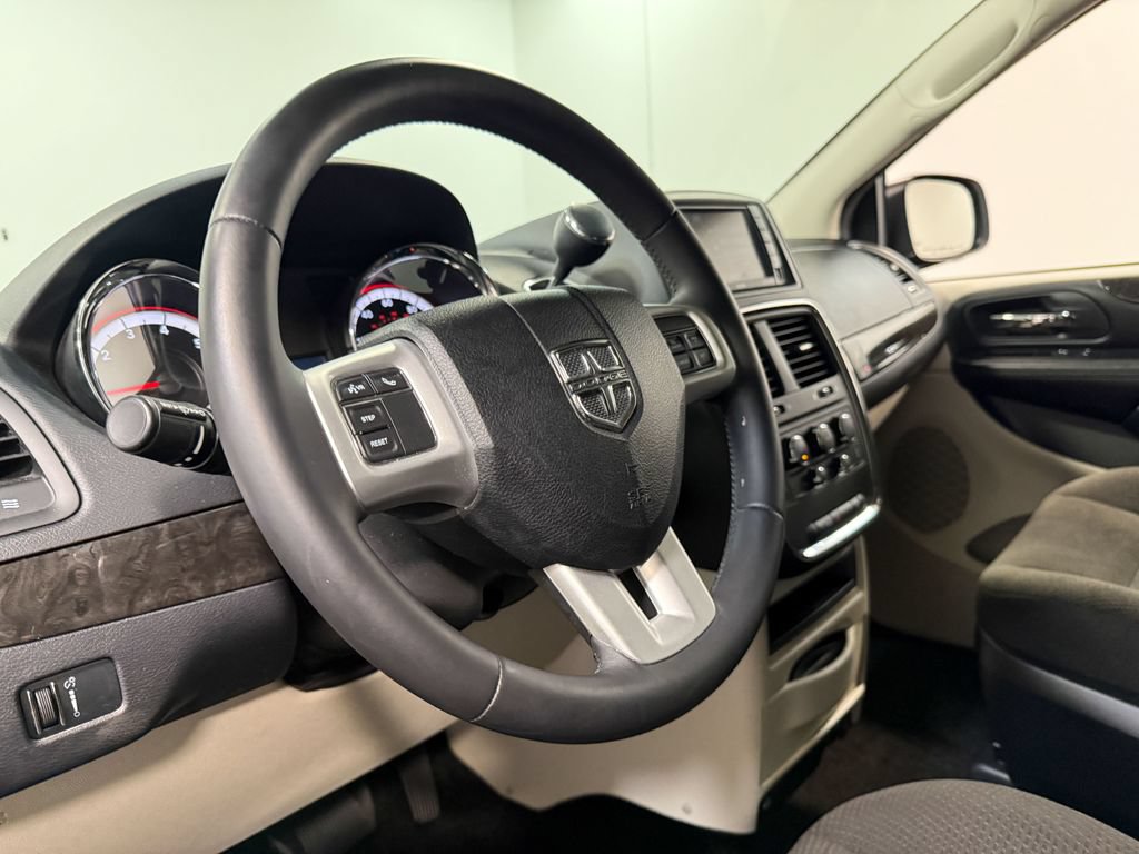 Used 2016 Dodge Grand Caravan SE w/ Quick Order Package 29E SE FWD image 87