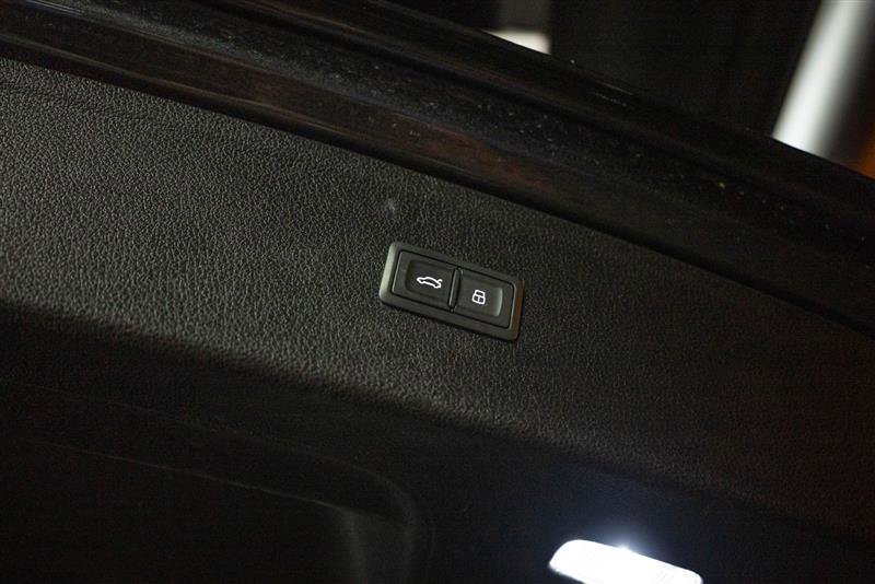 Used 2022 Audi Q5 2.0T Premium Plus AWD/4WD image 8