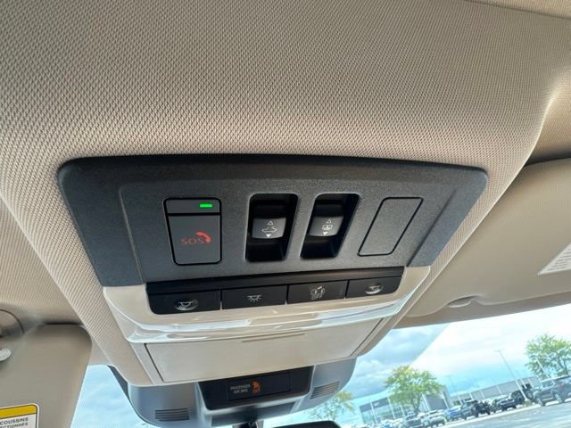 Used 2021 Nissan Rogue Platinum FWD image 23
