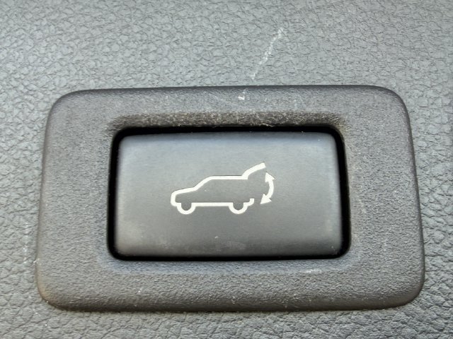 Used 2016 Subaru Forester 2.5i Limited w/ Popular Package #2 AWD/4WD image 14