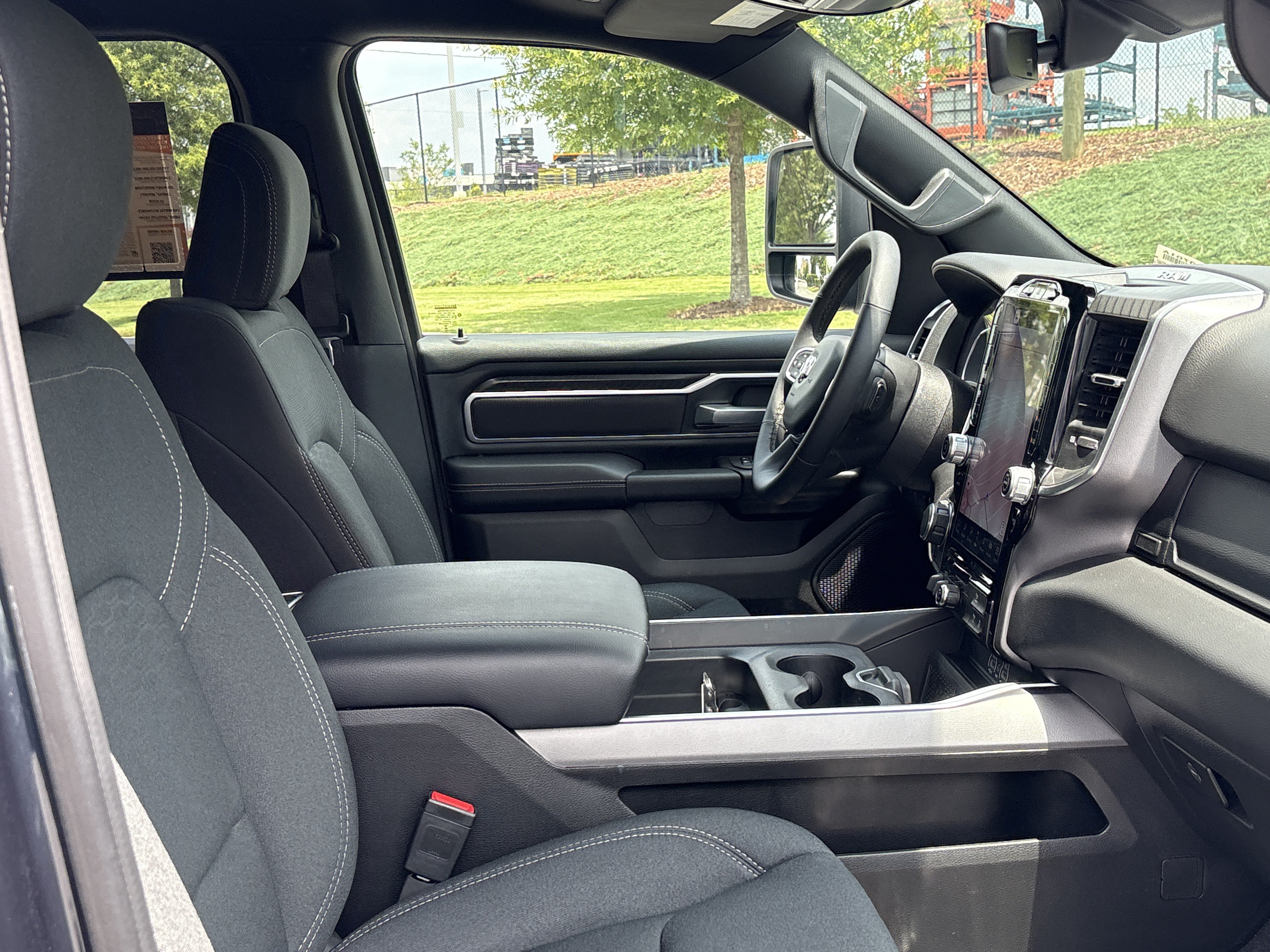 Used 2025 RAM 1500 Big Horn AWD/4WD image 24