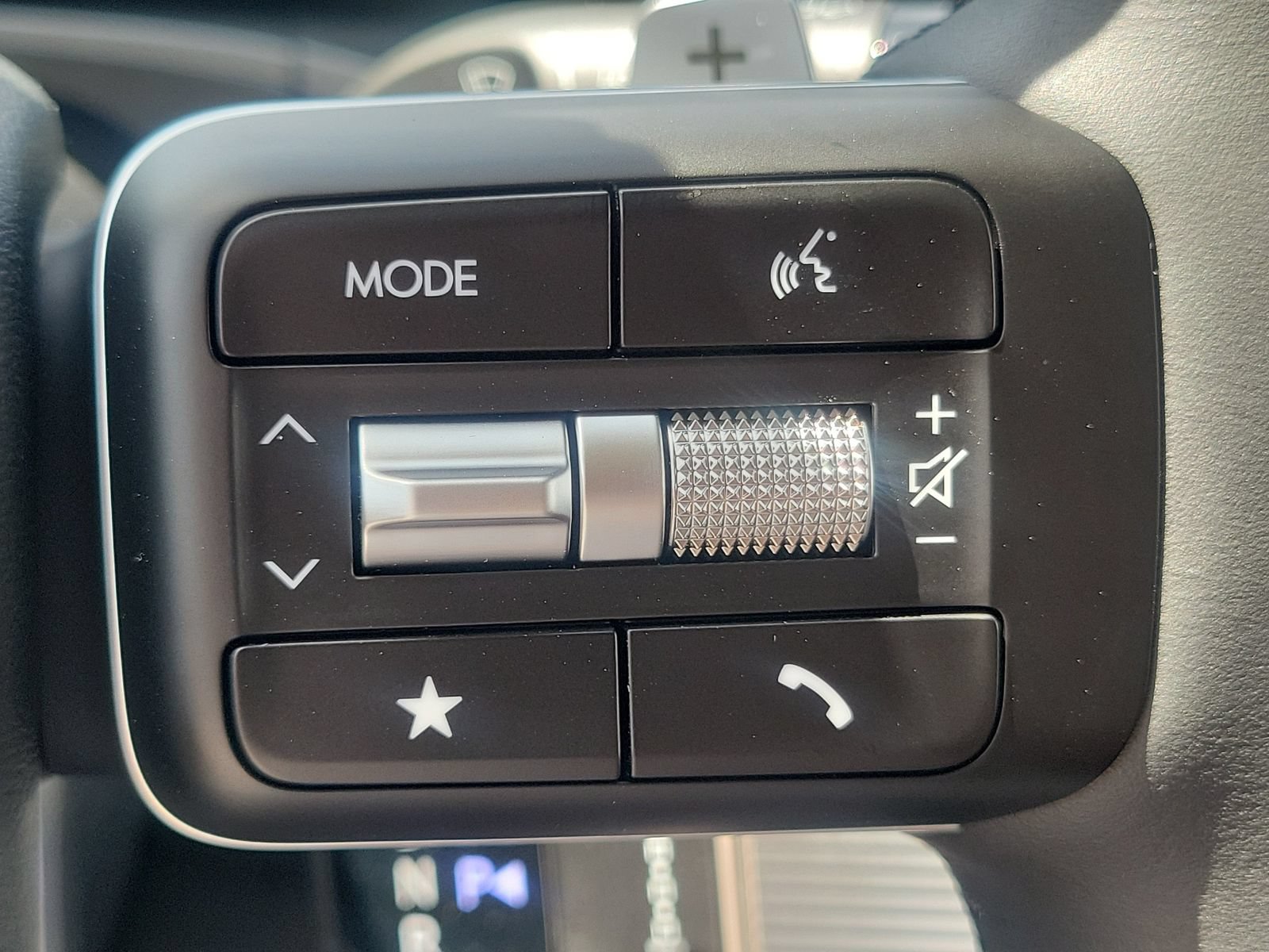 New 2026 Hyundai Santa Fe SEL FWD image 9