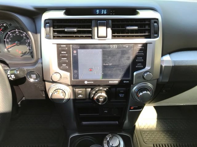 Certified 2020 Toyota 4Runner SR5 Premium w/ Moonroof Package AWD/4WD image 15