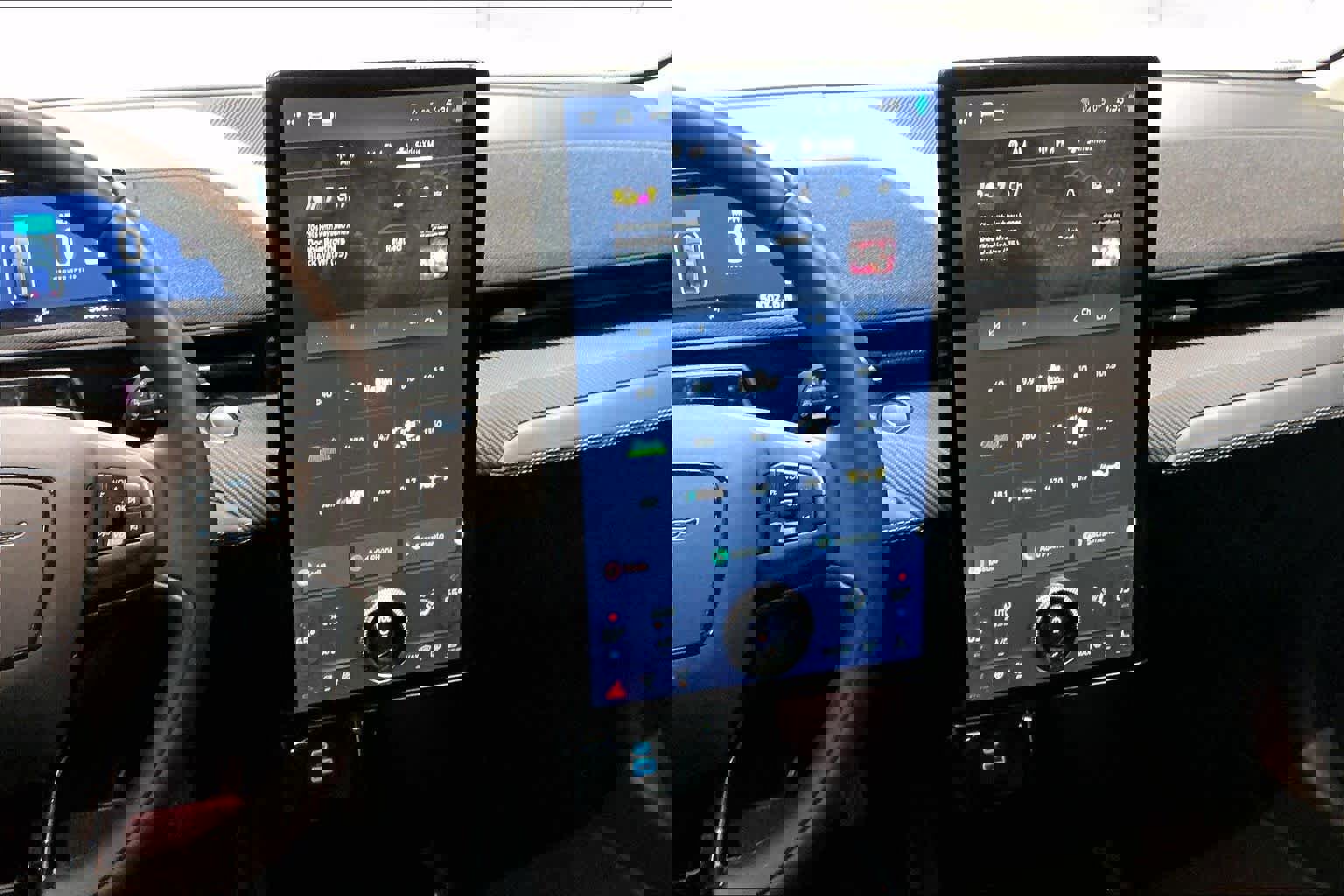 Used 2021 Ford Mustang Mach-E Premium image 9