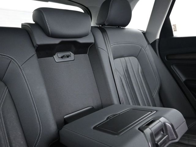Used 2021 Audi Q5 2.0T Premium w/ Convenience Package image 17