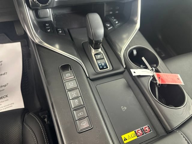 Used 2025 Lexus LX 700h Luxury w/ Appearance Package AWD/4WD image 17