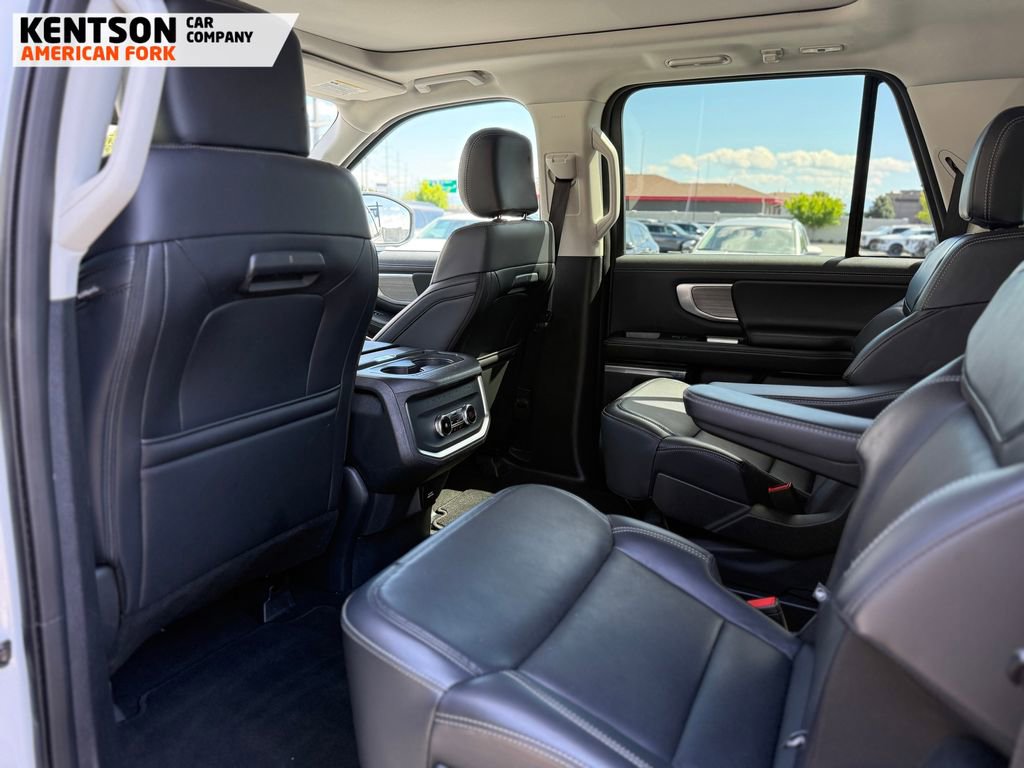 Used 2025 Ford Expedition Max Platinum image 37