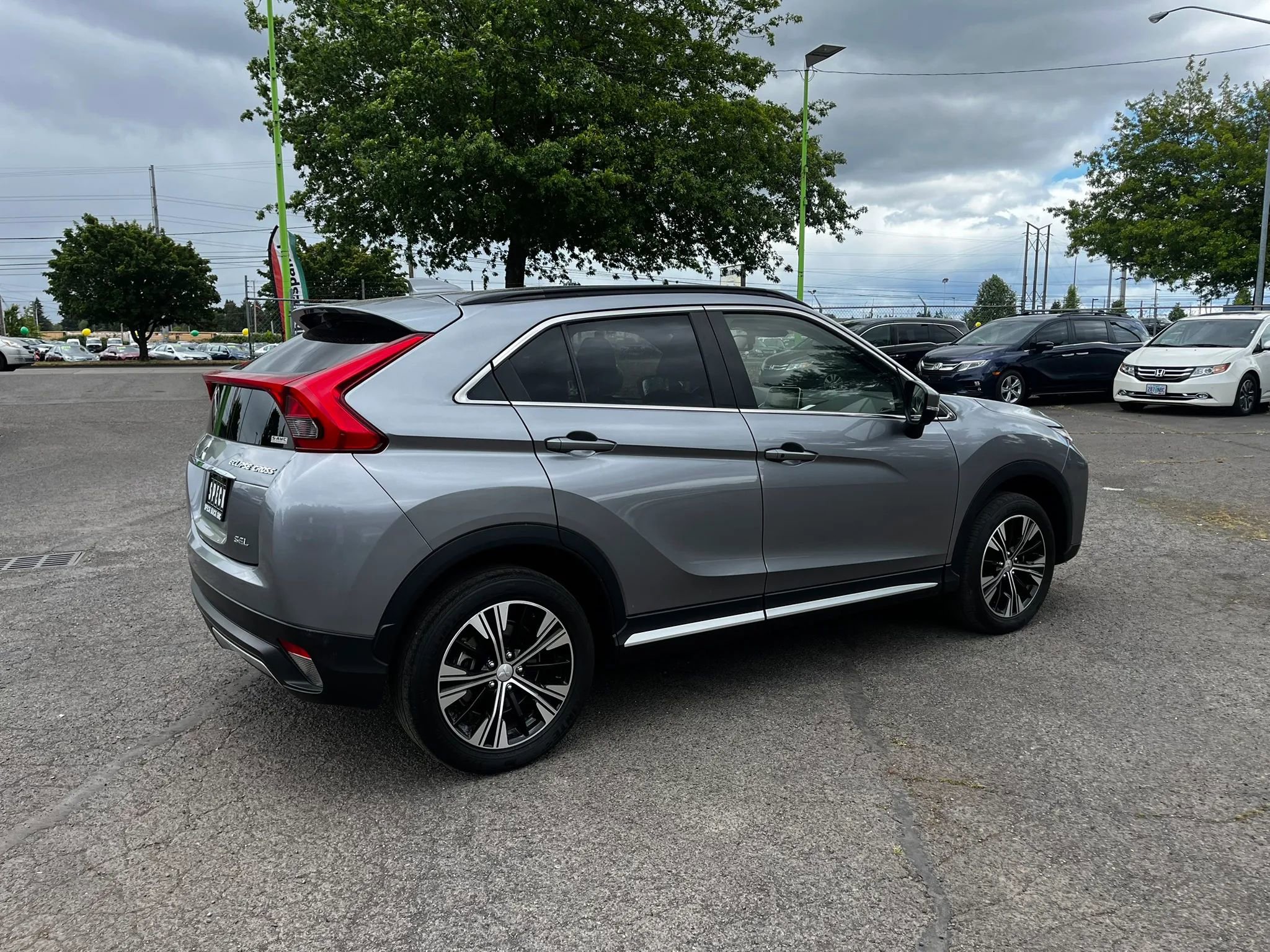 Used 2019 Mitsubishi Eclipse Cross SEL AWD/4WD image 3