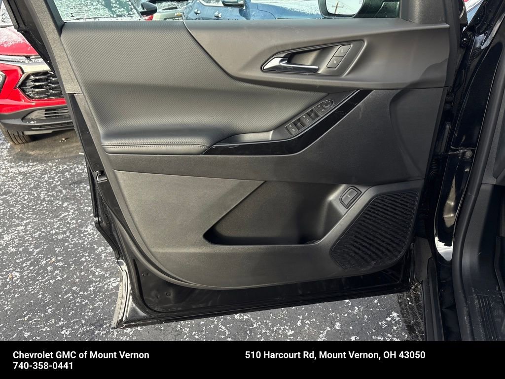 New 2026 Chevrolet Equinox LT w/ Convenience Package II image 11